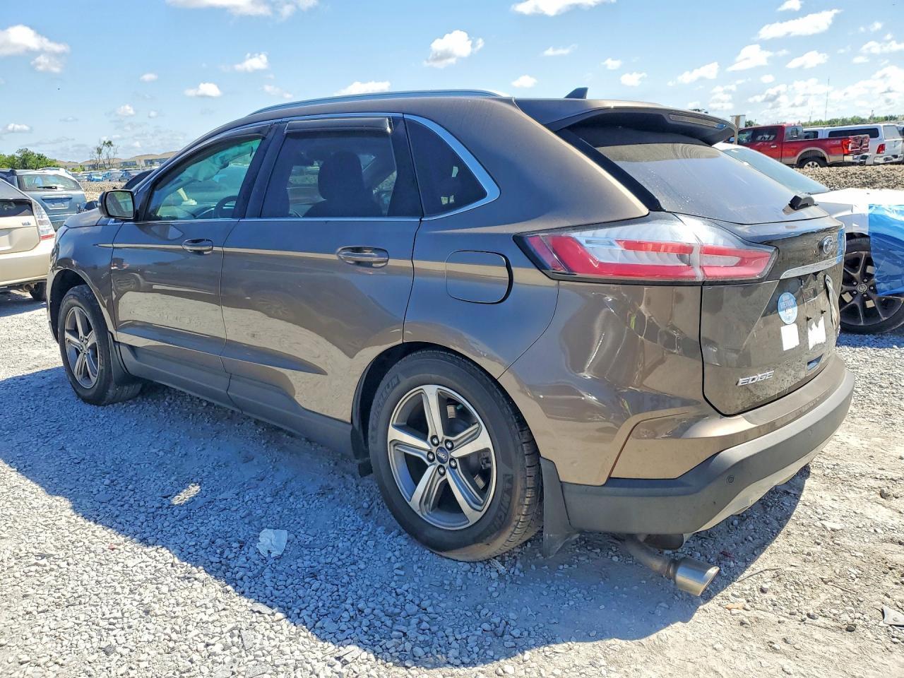 2019 Ford Edge Sel - Фото 2