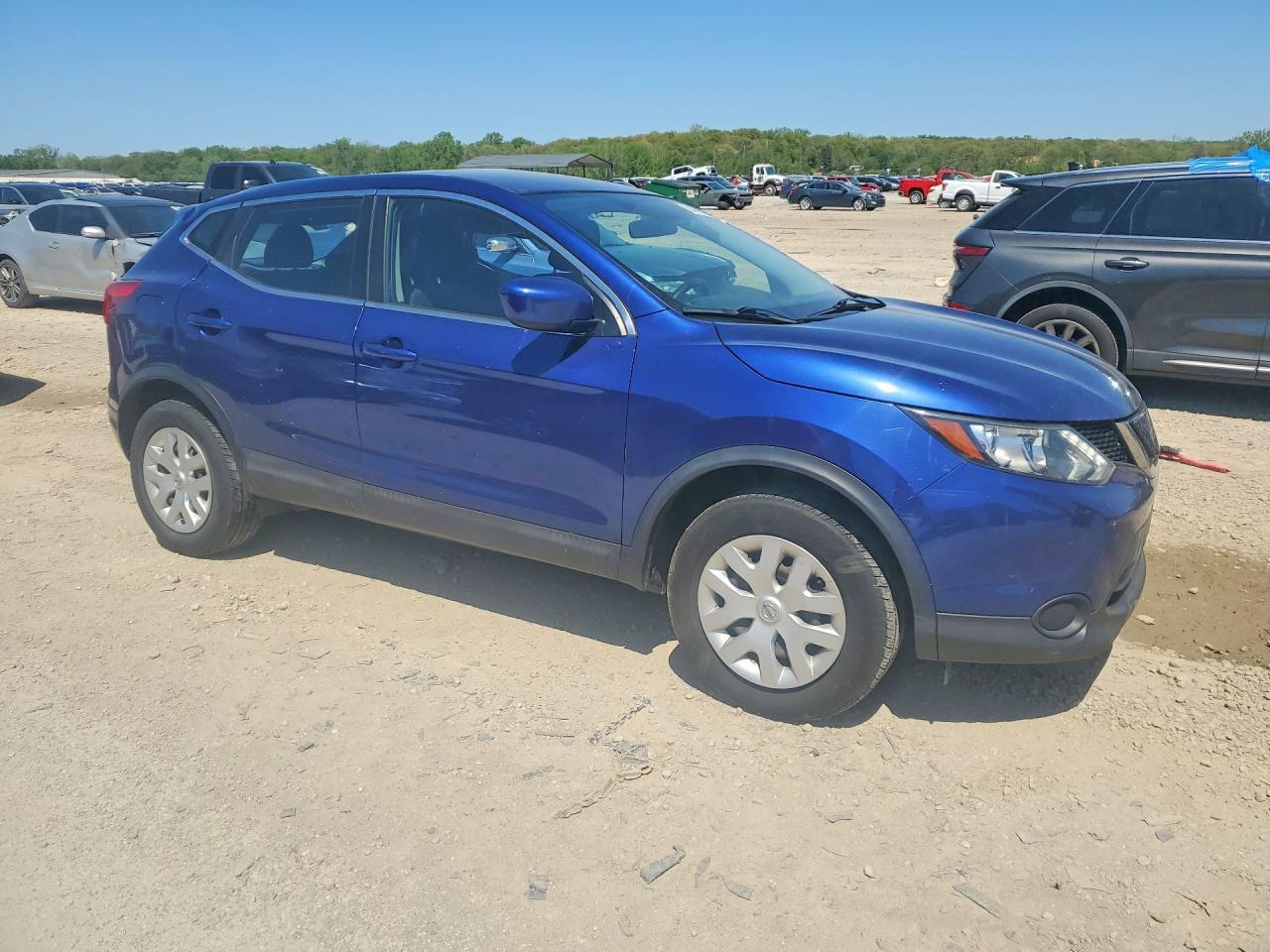 2018 Nissan Rogue Sport S - Фото 4
