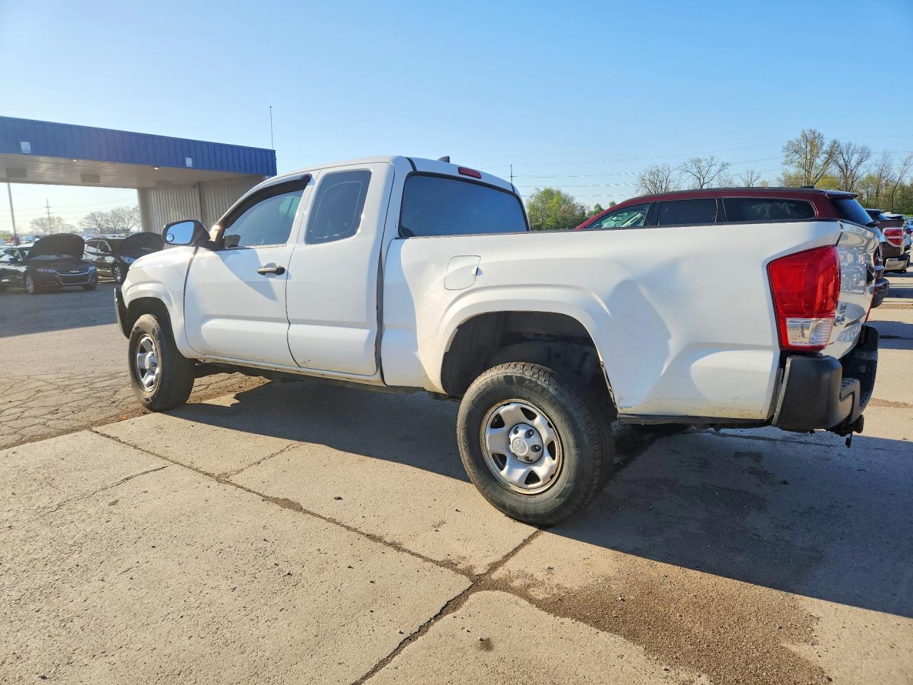 2016 Toyota Tacoma Sr - Image 2