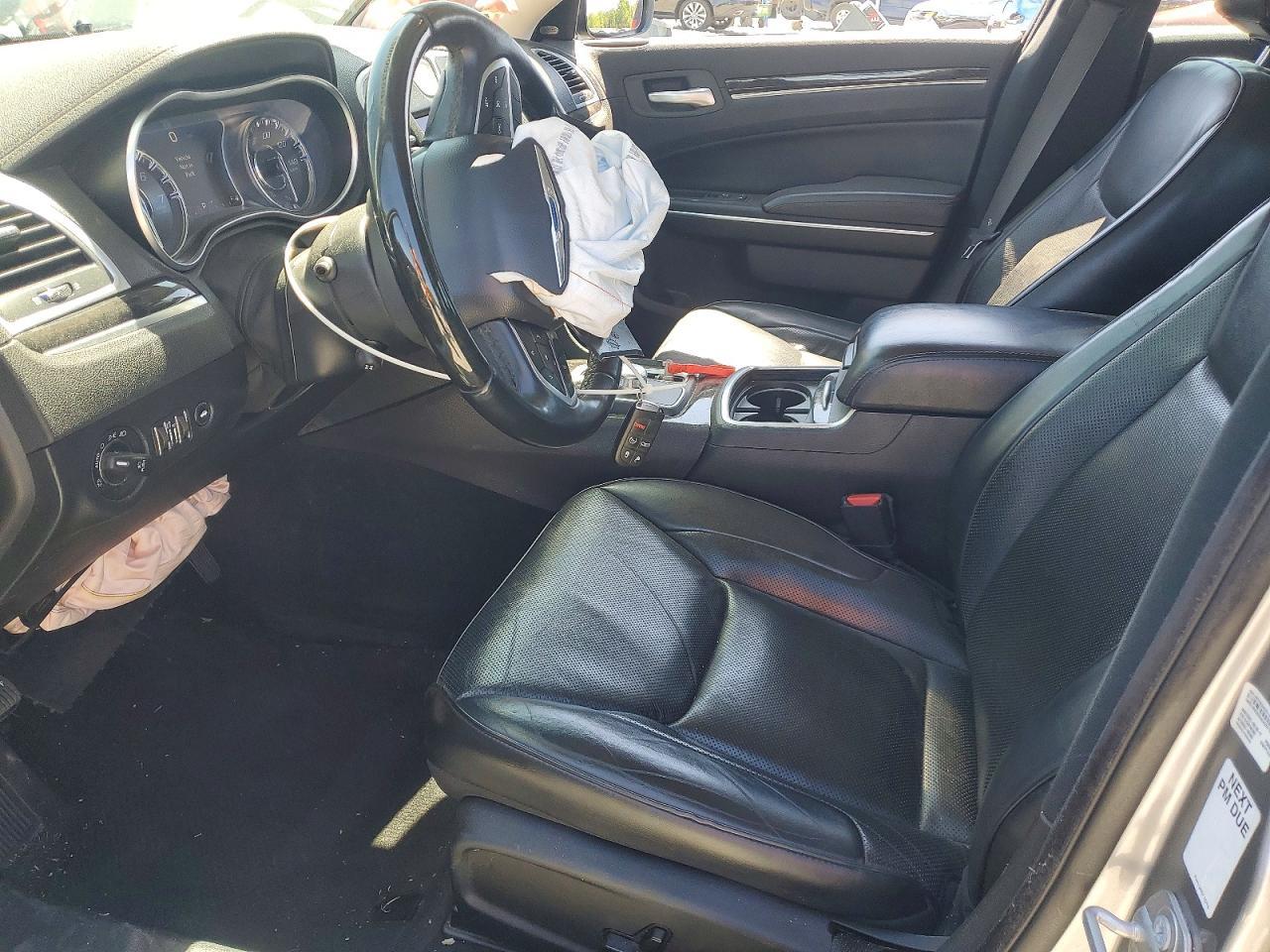 2018 Chrysler 300 Limited - Фото 7