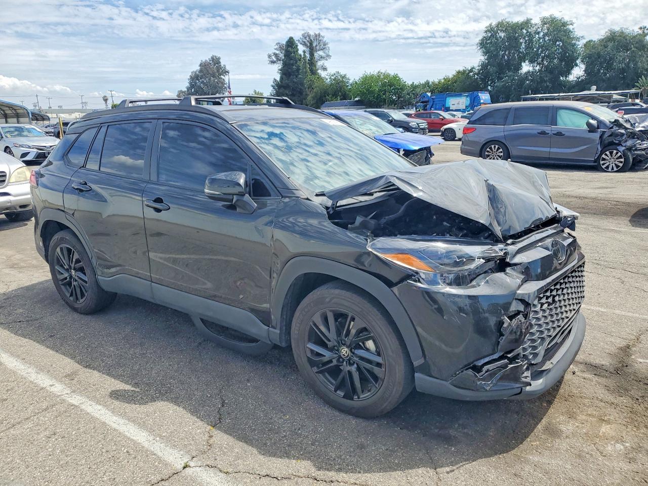 2024 Toyota Corolla Cross Hybrid Nightshade - Фото 4