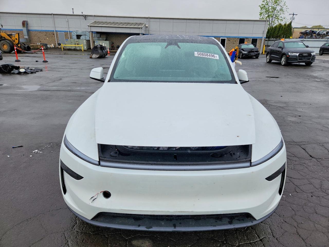 2026 Tesla Model Y - Фото 5