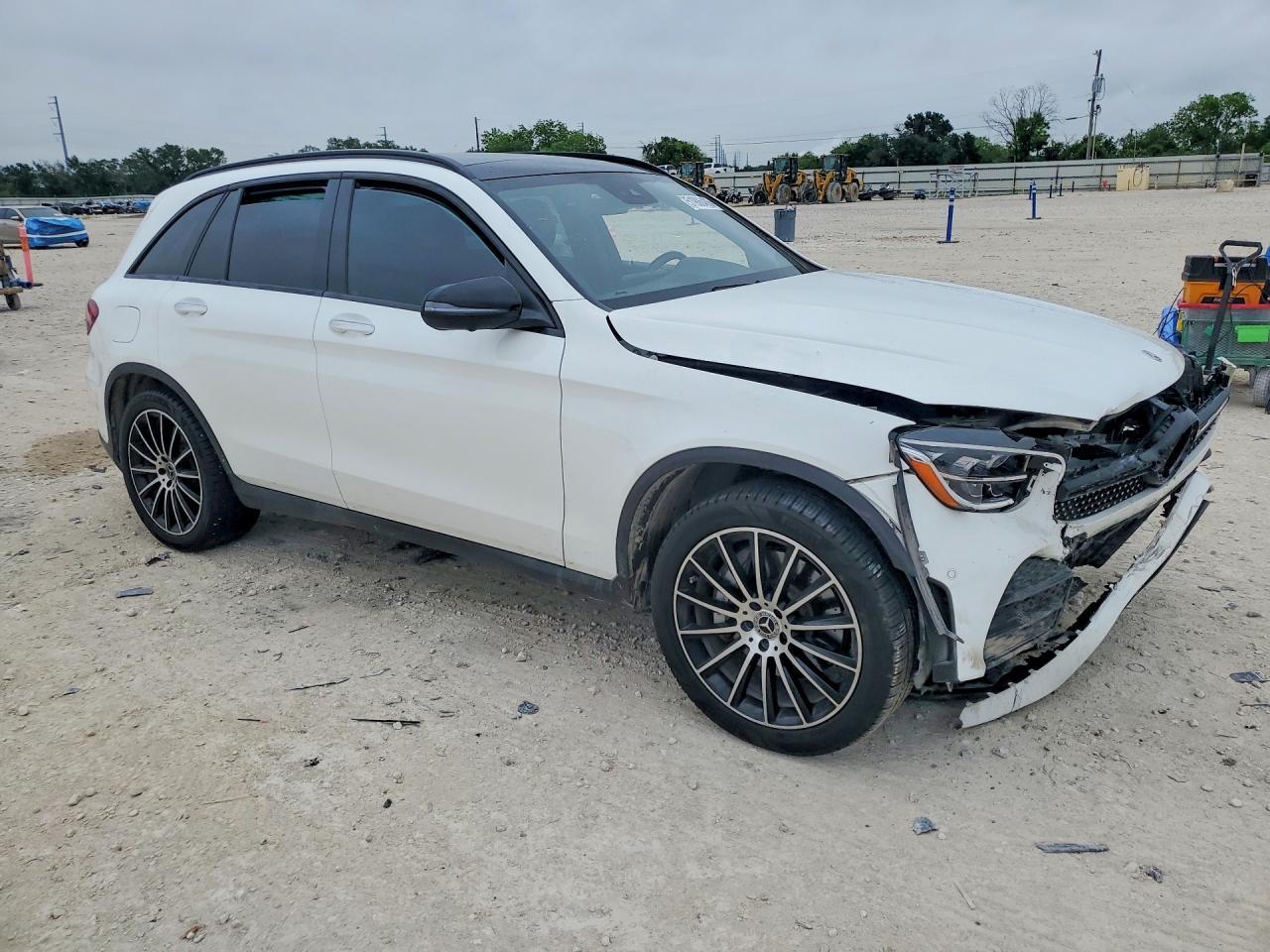 2022 Mercedes-Benz Glc 300 4Matic - Image 4