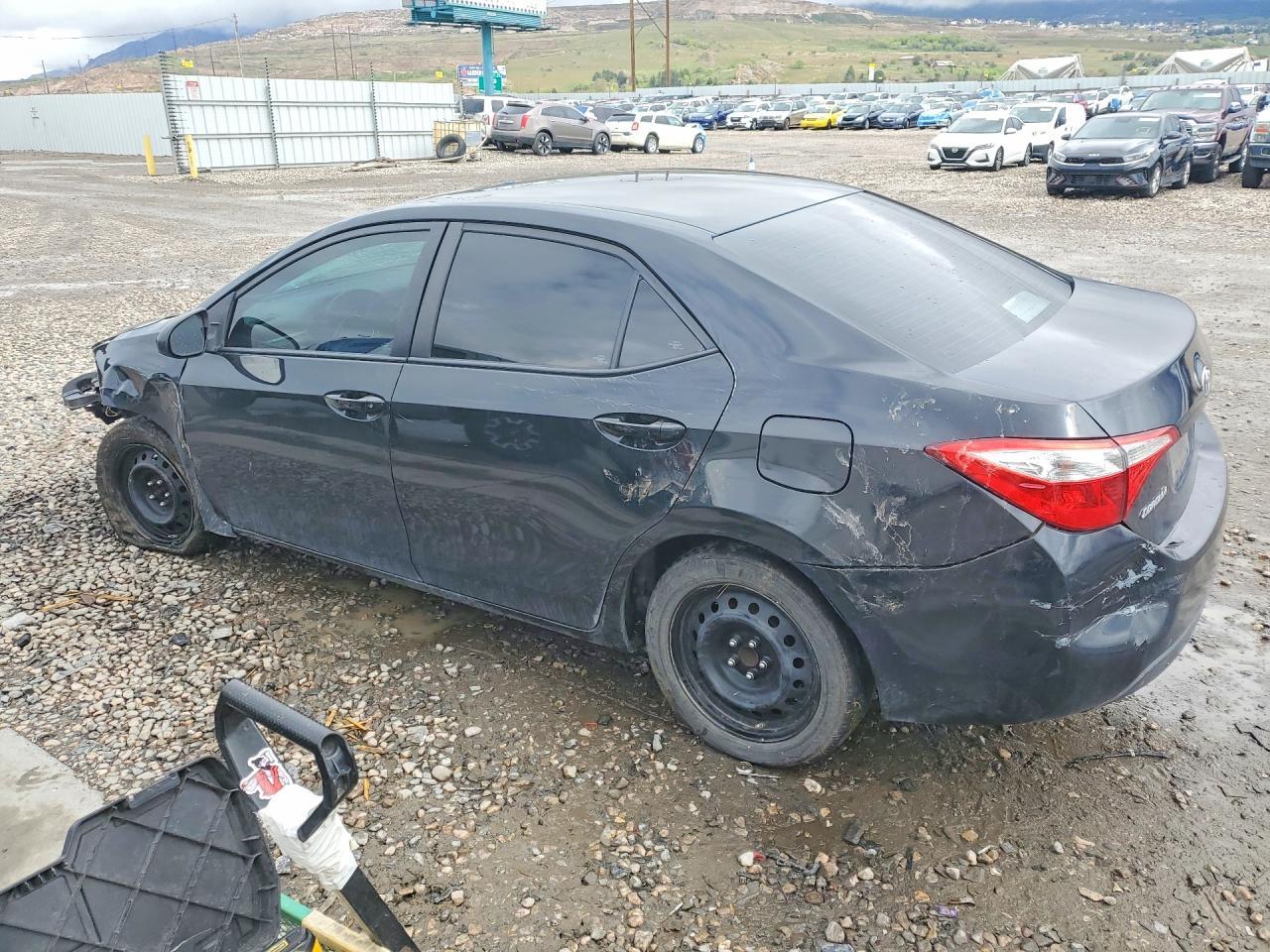 2016 Toyota Corolla Le - Image 2