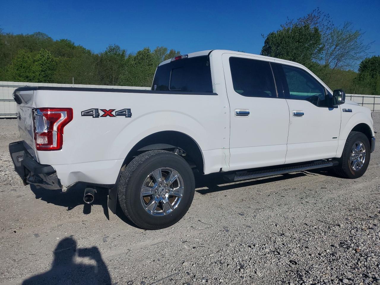 2017 Ford F150 Supercrew - Image 3