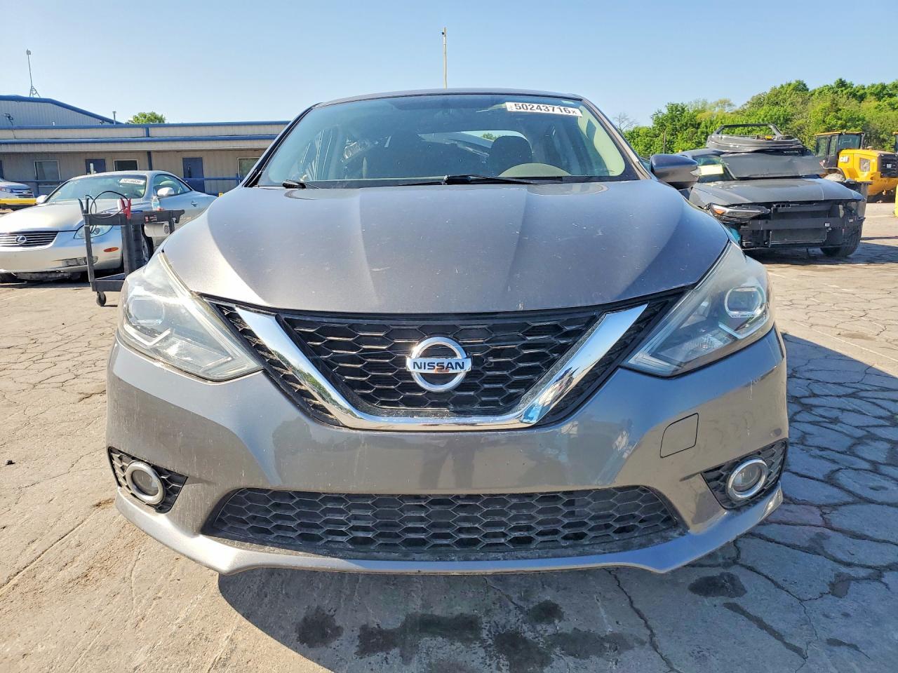 2017 Nissan Sentra Sr - Image 5