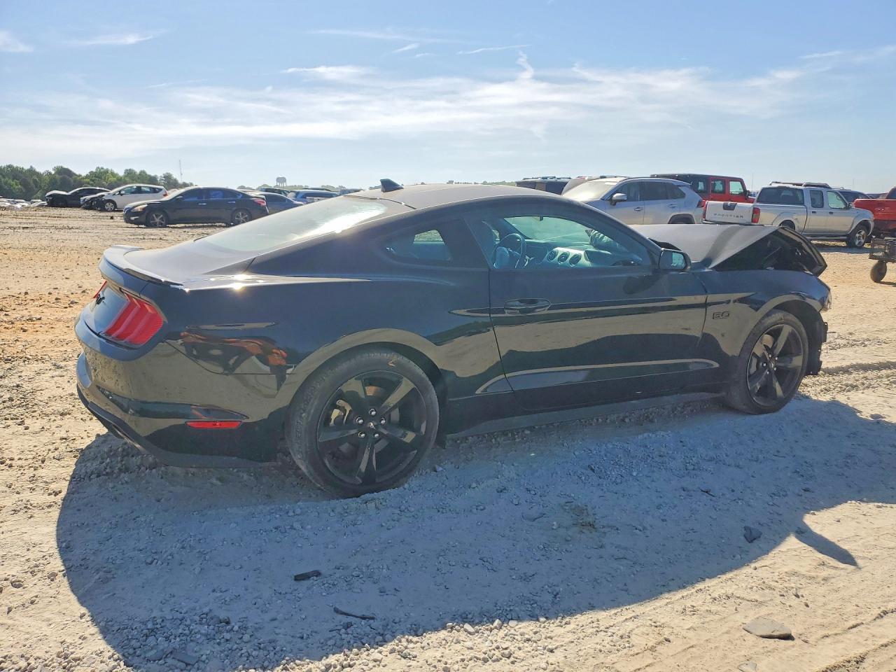 2023 Ford Mustang Gt - Фото 3