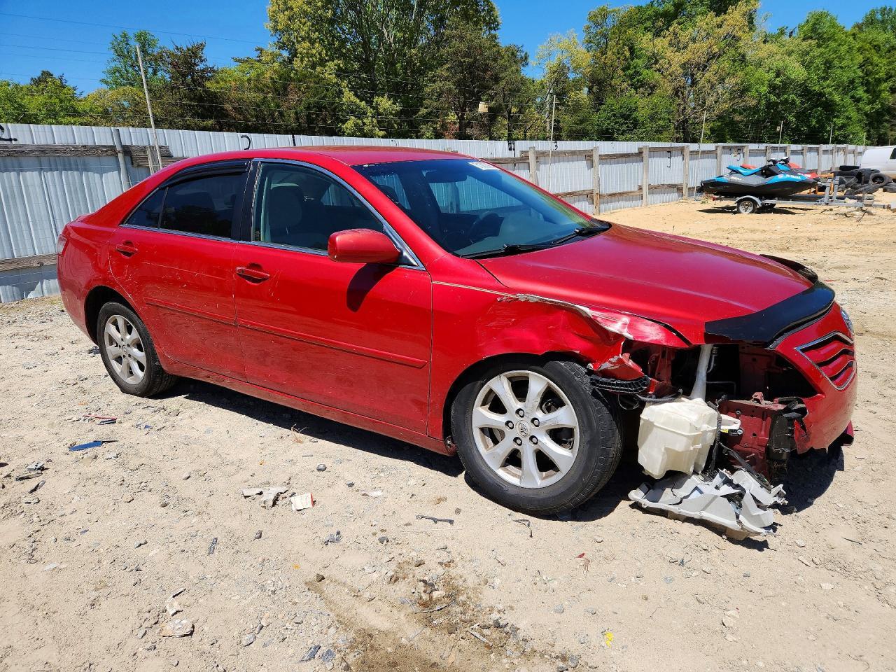 2011 Toyota Camry Le - Фото 4