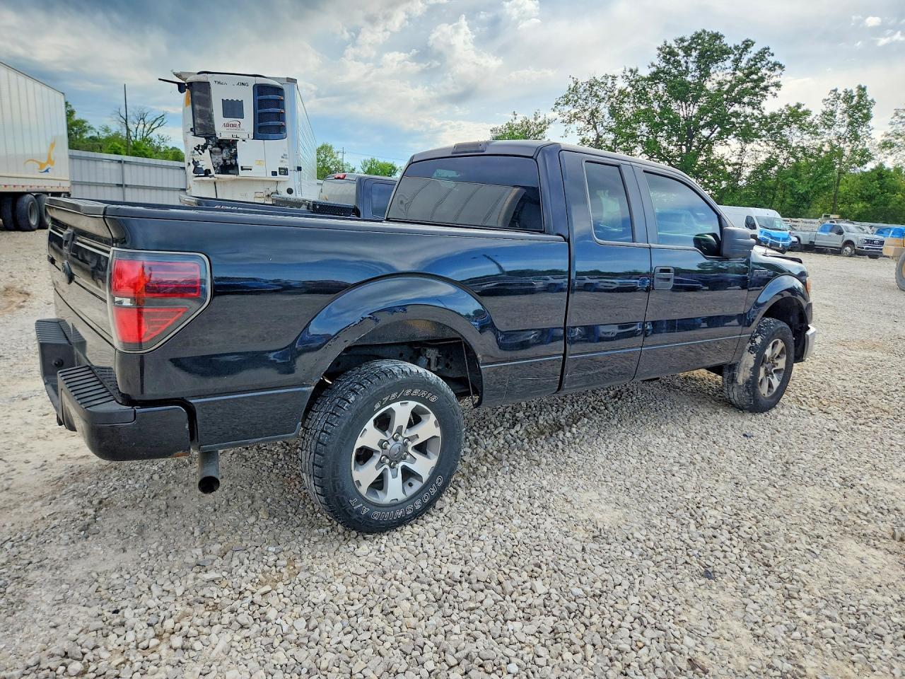 2013 Ford F150 Super Cab - Фото 3