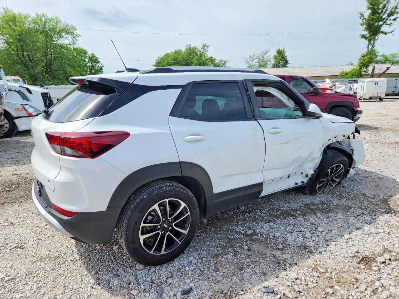 2025 Chevrolet Trailblazer Lt - Фото 3