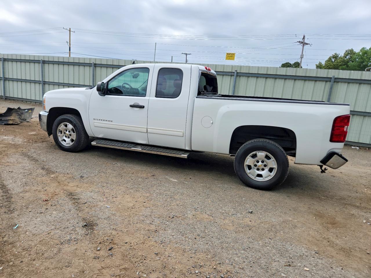 2013 Chevrolet Silverado C1500 Lt - Image 2