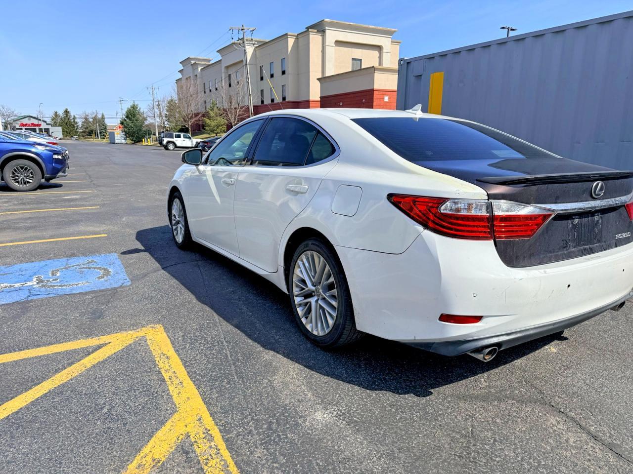 2013 Lexus Es 350 Base - Image 3