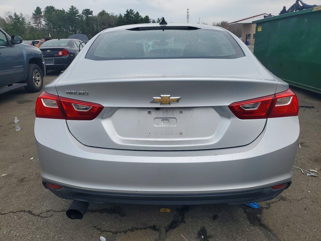 2018 Chevrolet Malibu Ls - Image 6