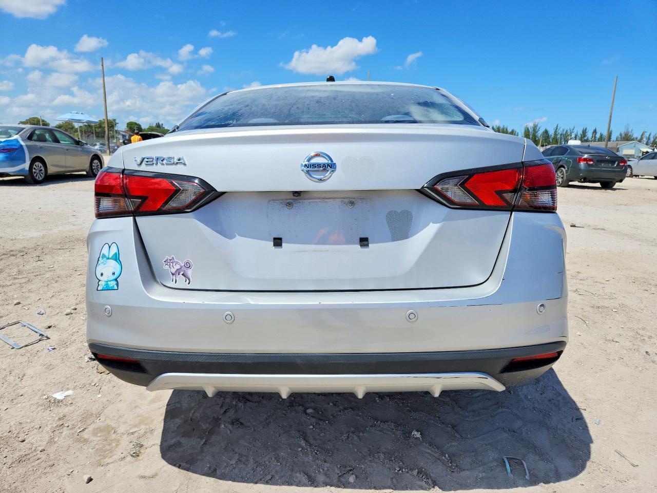 2020 Nissan Versa S - Фото 6