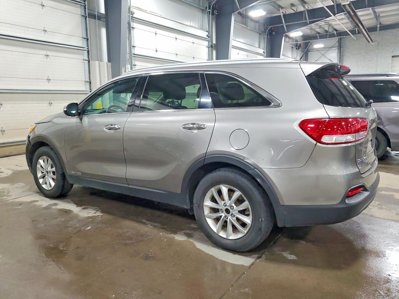 2017 Kia Sorento Lx V6 - Image 2