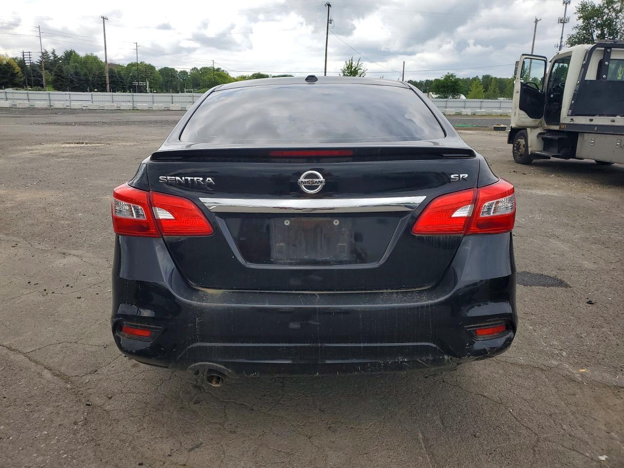 2019 Nissan Sentra Sr - Фото 6