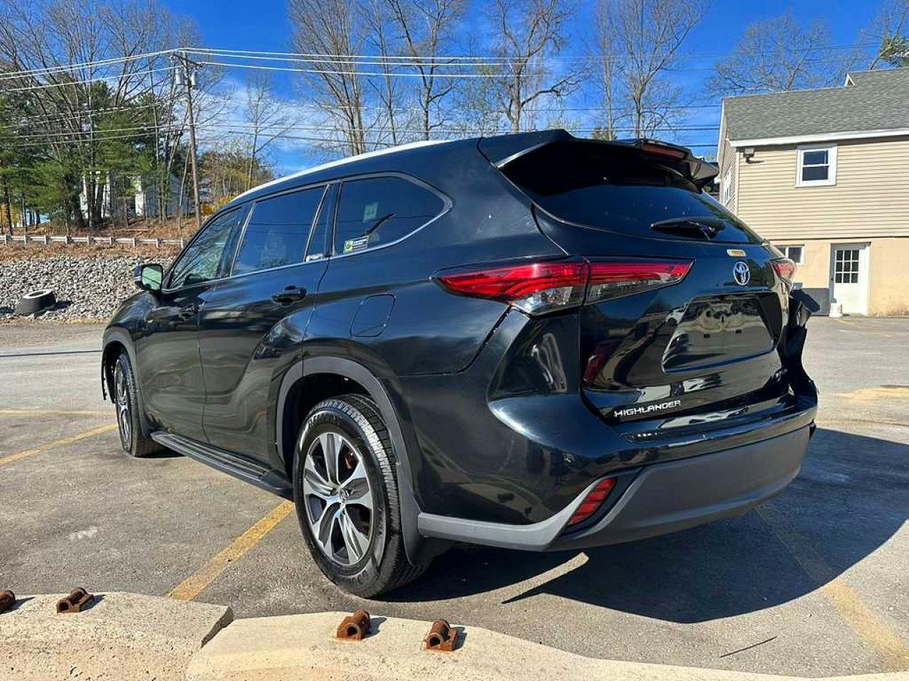 2022 Toyota Highlander Xle - Фото 2