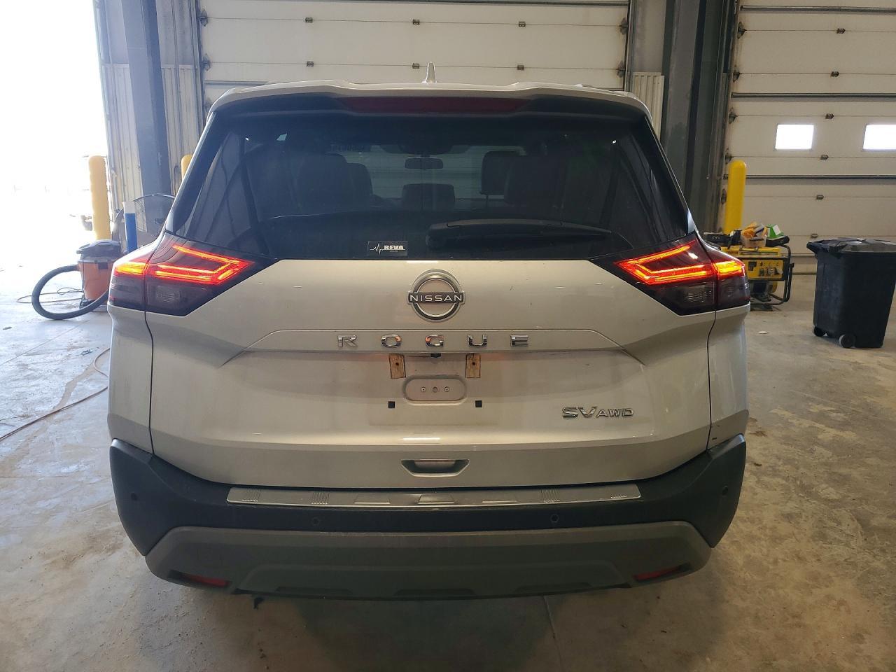 2023 Nissan Rogue Sv - Image 6