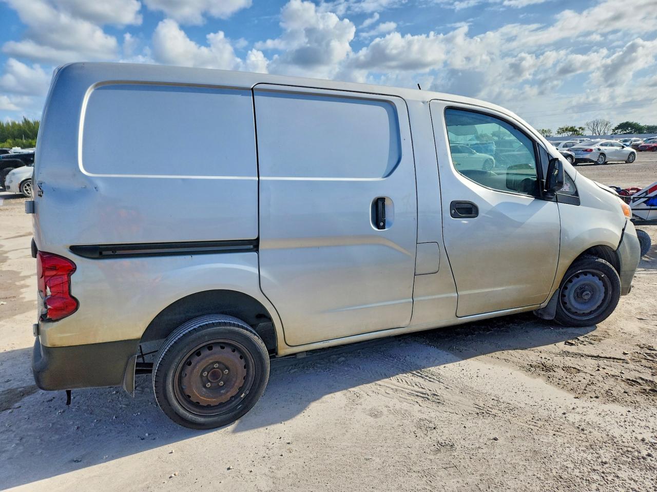 2018 Nissan Nv200 S - Фото 3