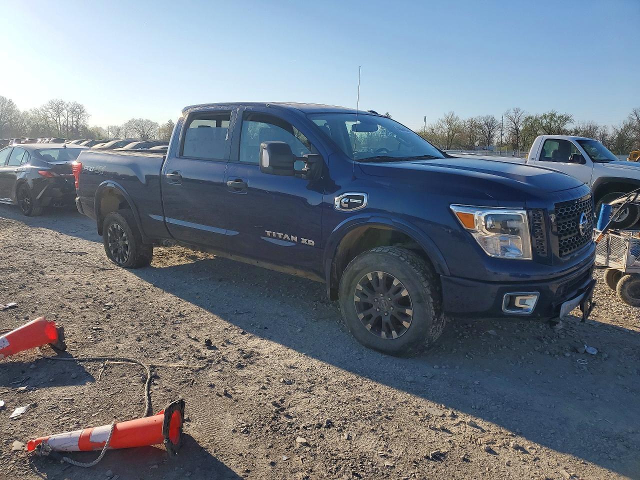 2018 Nissan Titan Xd Pro-X 4Wd 5.0L V8 Tdsl - Фото 4