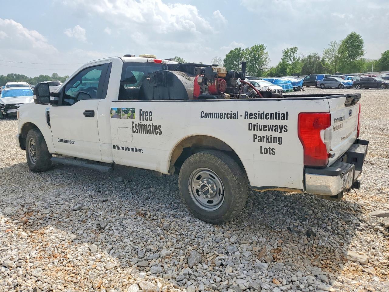 2022 Ford F250 Super Duty - Фото 2