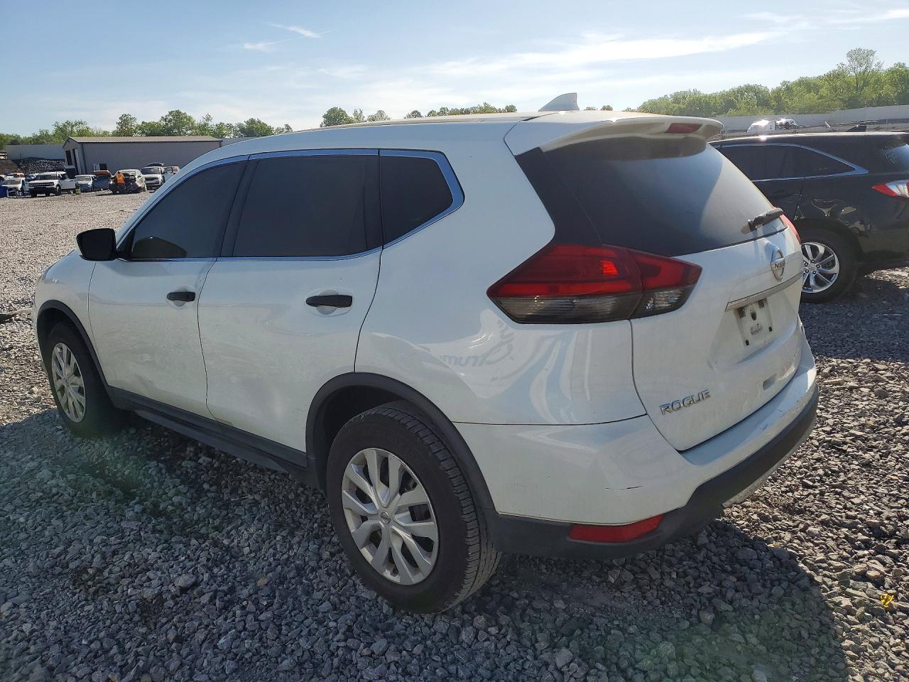 2017 Nissan Rogue S - Image 2