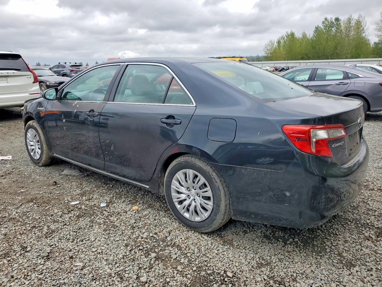 2012 Toyota Camry Hybrid Le - Фото 2