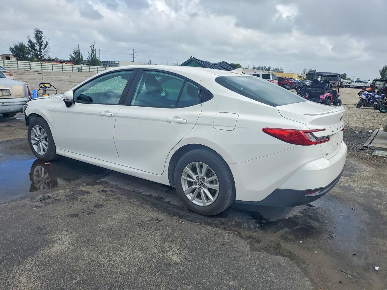 2025 Toyota Camry Le - Image 2