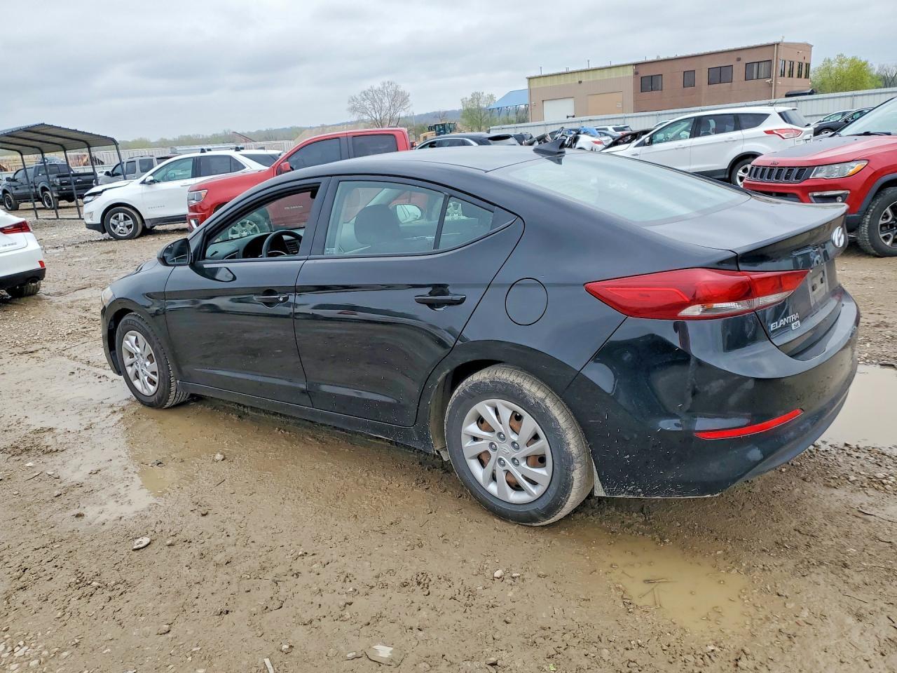 2018 Hyundai Elantra Se - Image 2