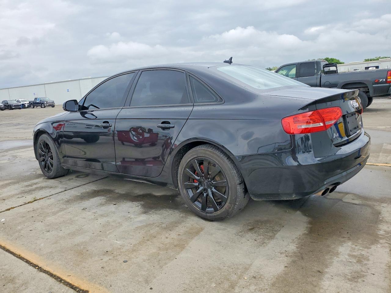 2013 Audi A4 Premium - Image 2