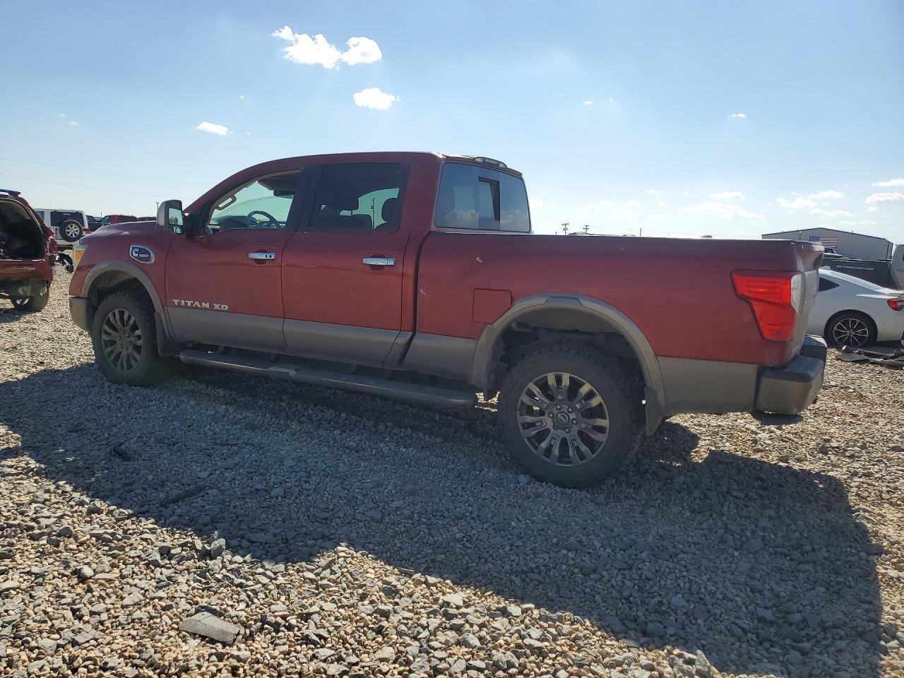 2016 Nissan Titan Xd Platinum Reserve - Фото 2