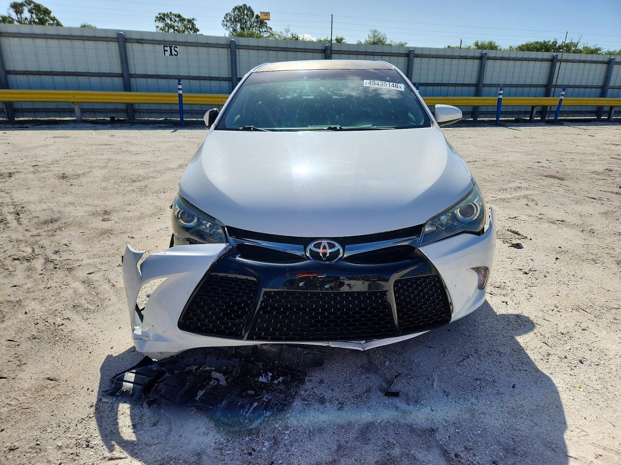 2015 Toyota Camry Se - Фото 5