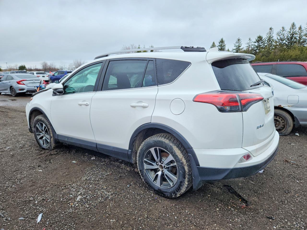 2018 Toyota Rav4 Le - Фото 2