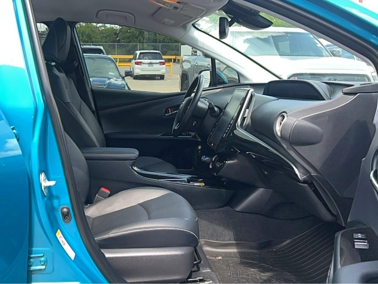 2020 Toyota Prius Prime Limited - Фото 5