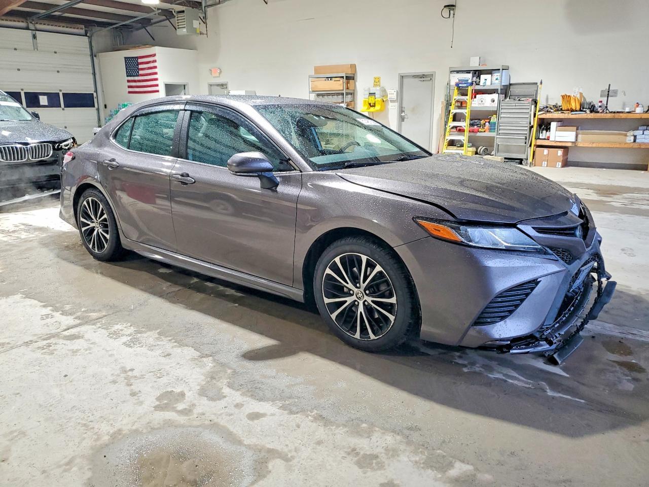 2020 Toyota Camry Se - Image 4