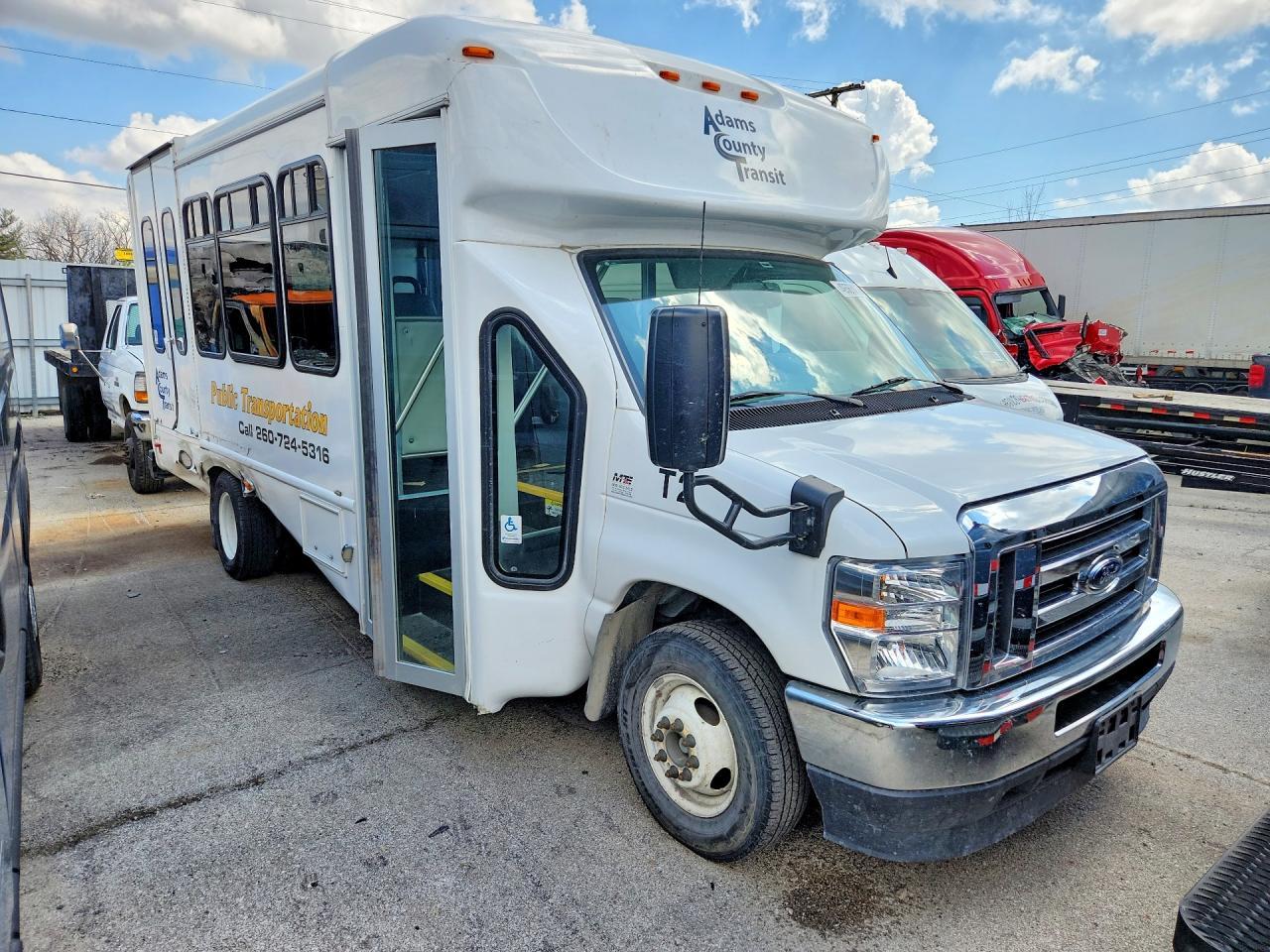 2024 Ford E350 Shuttle Bus - Фото 4