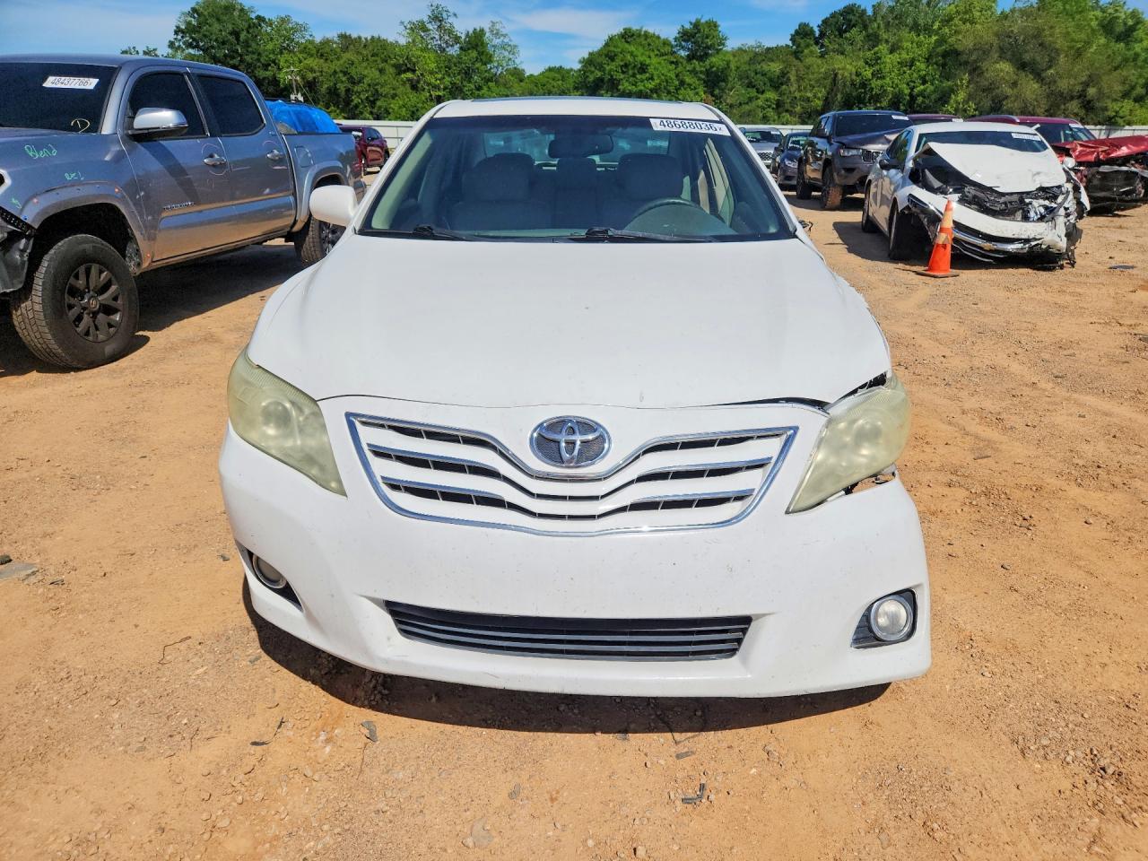 2010 Toyota Camry Xle - Image 5