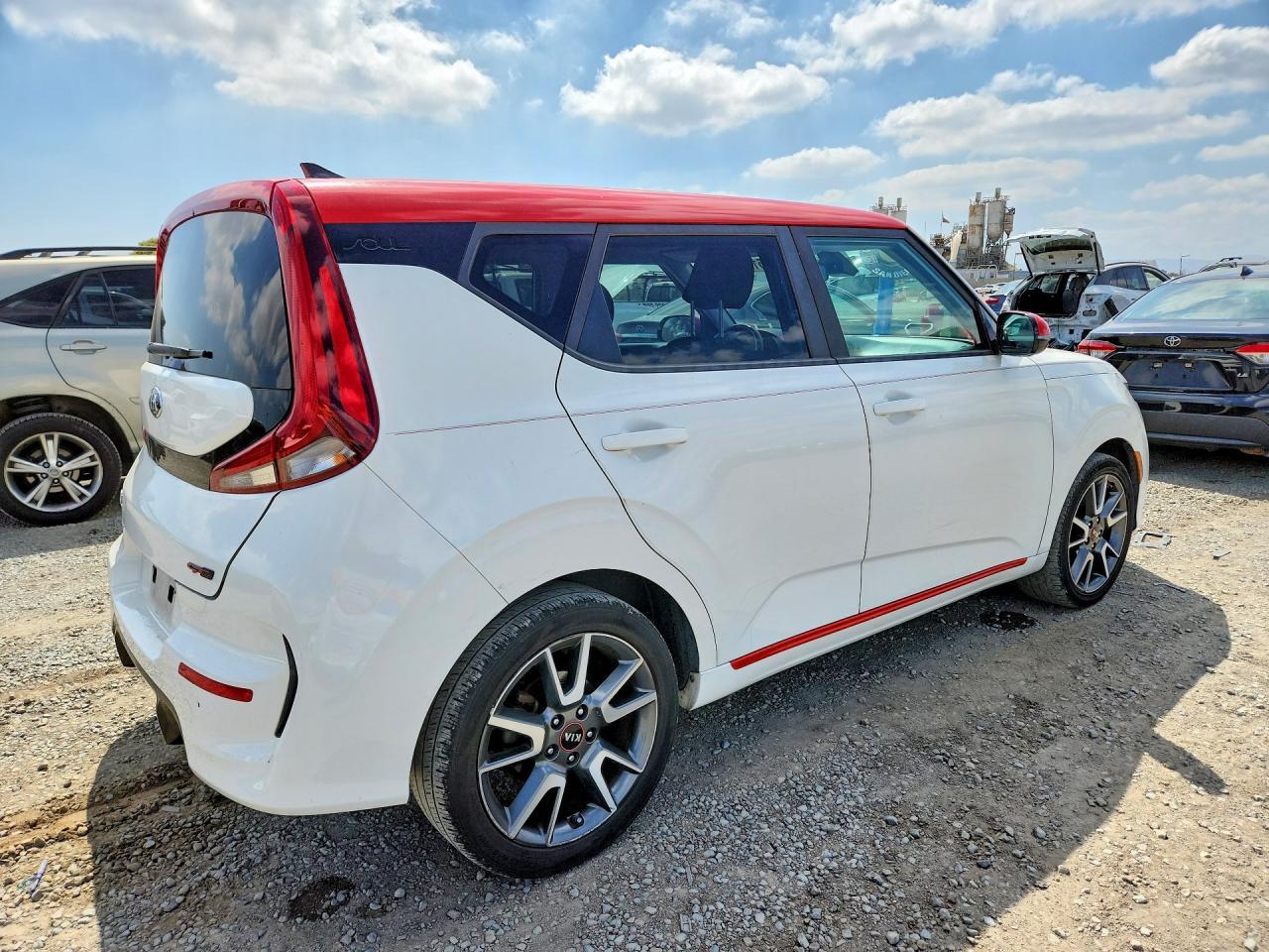 2020 Kia Soul Gt Line - Фото 3