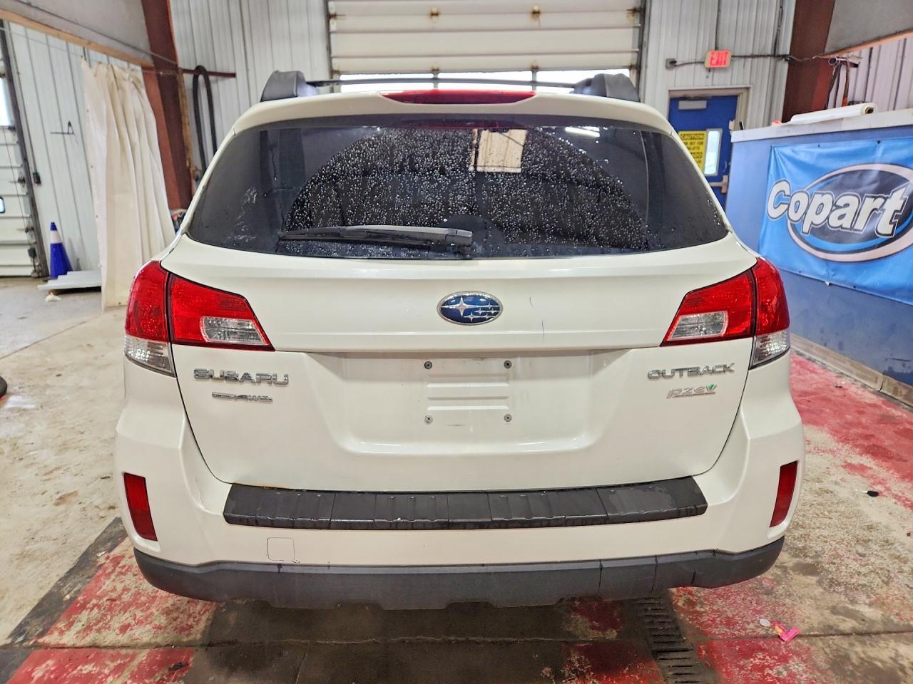 2013 Subaru Outback 2.5I Premium - Фото 6