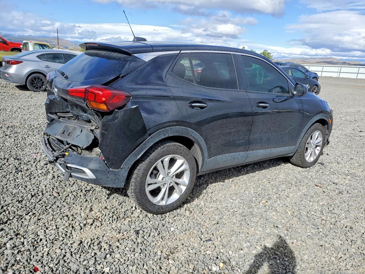 2022 Buick Encore Gx Preferred - Image 3