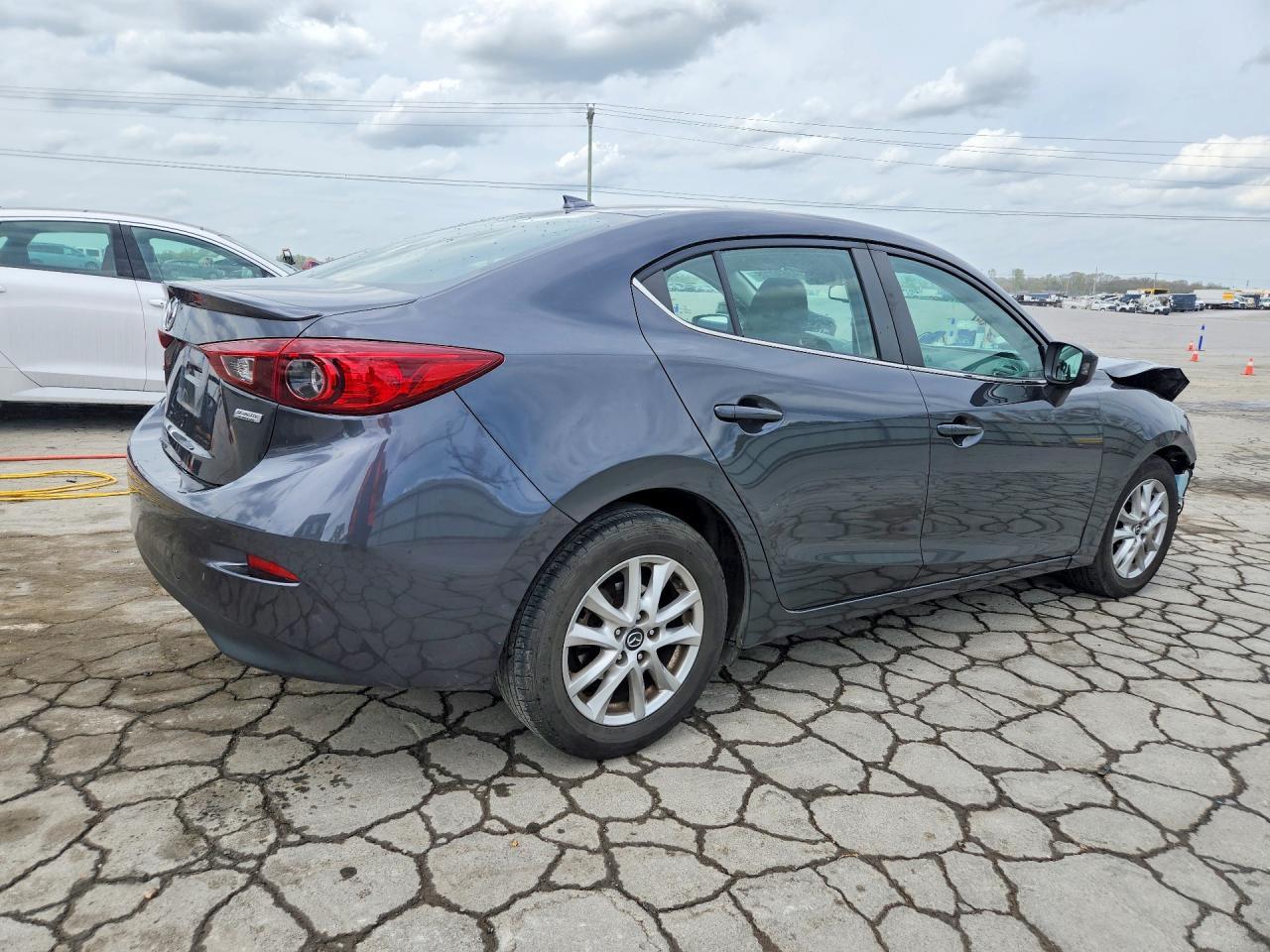 2016 Mazda 3 Grand Touring - Image 3