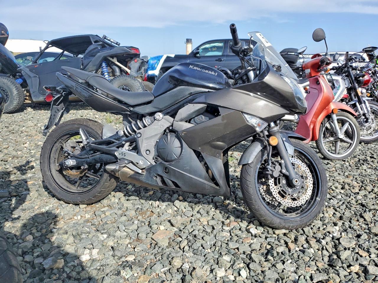 2011 Kawasaki Ex650 C