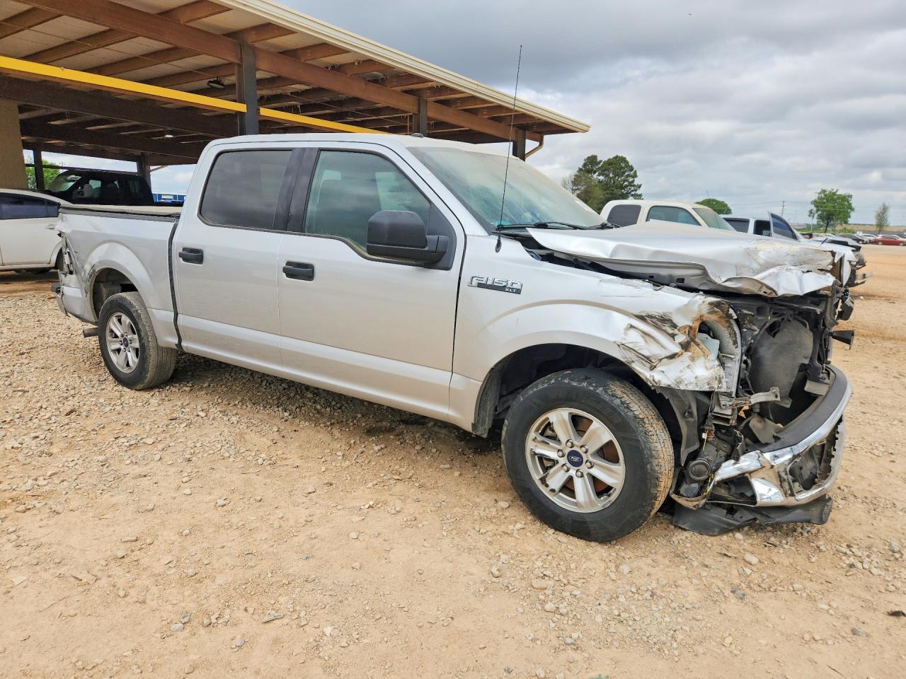 2017 Ford F150 Supercrew - Фото 4