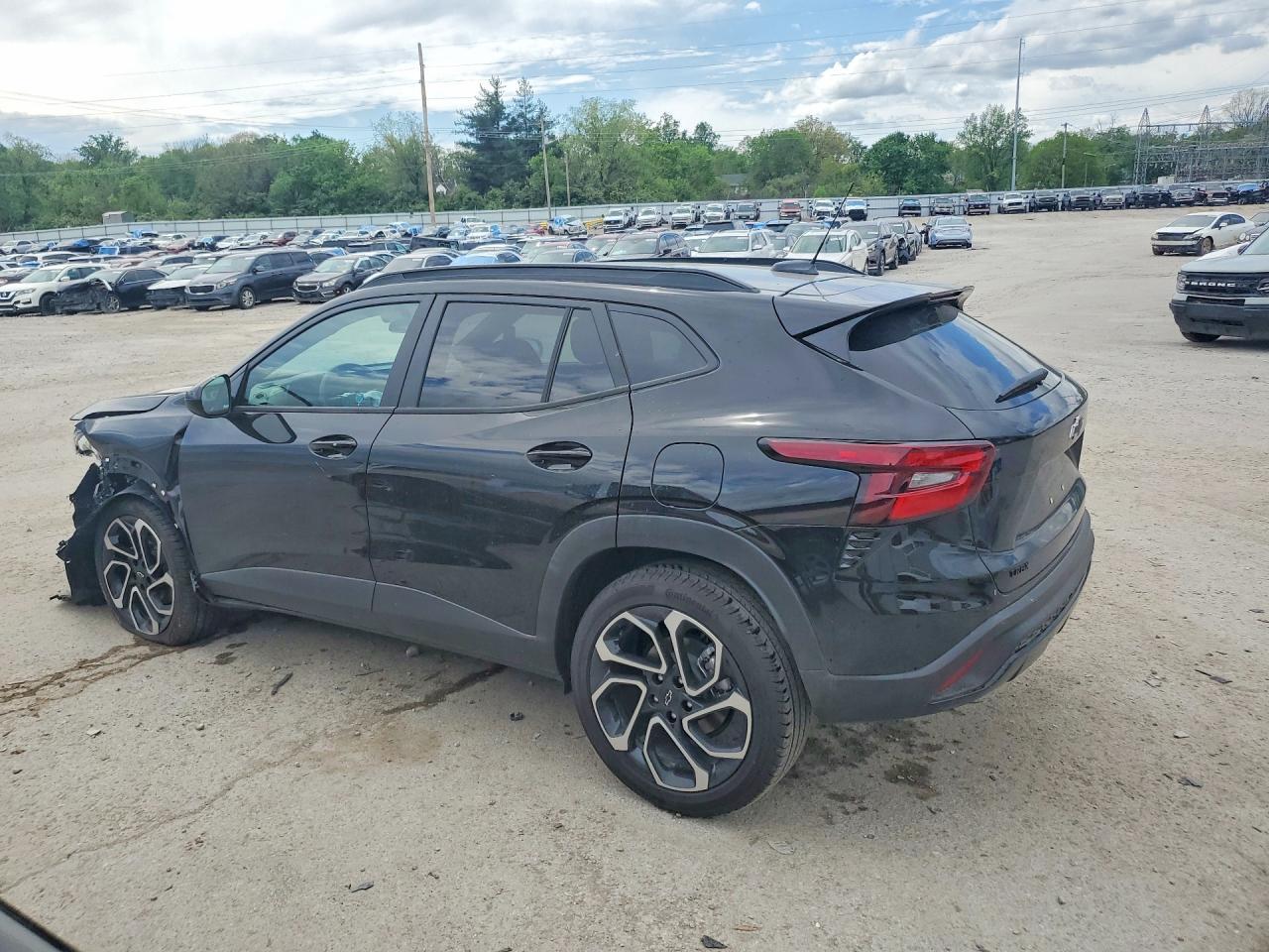2026 Chevrolet Trax 2Rs - Фото 2
