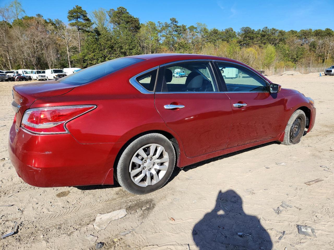 2014 Nissan Altima 2.5 S - Фото 3