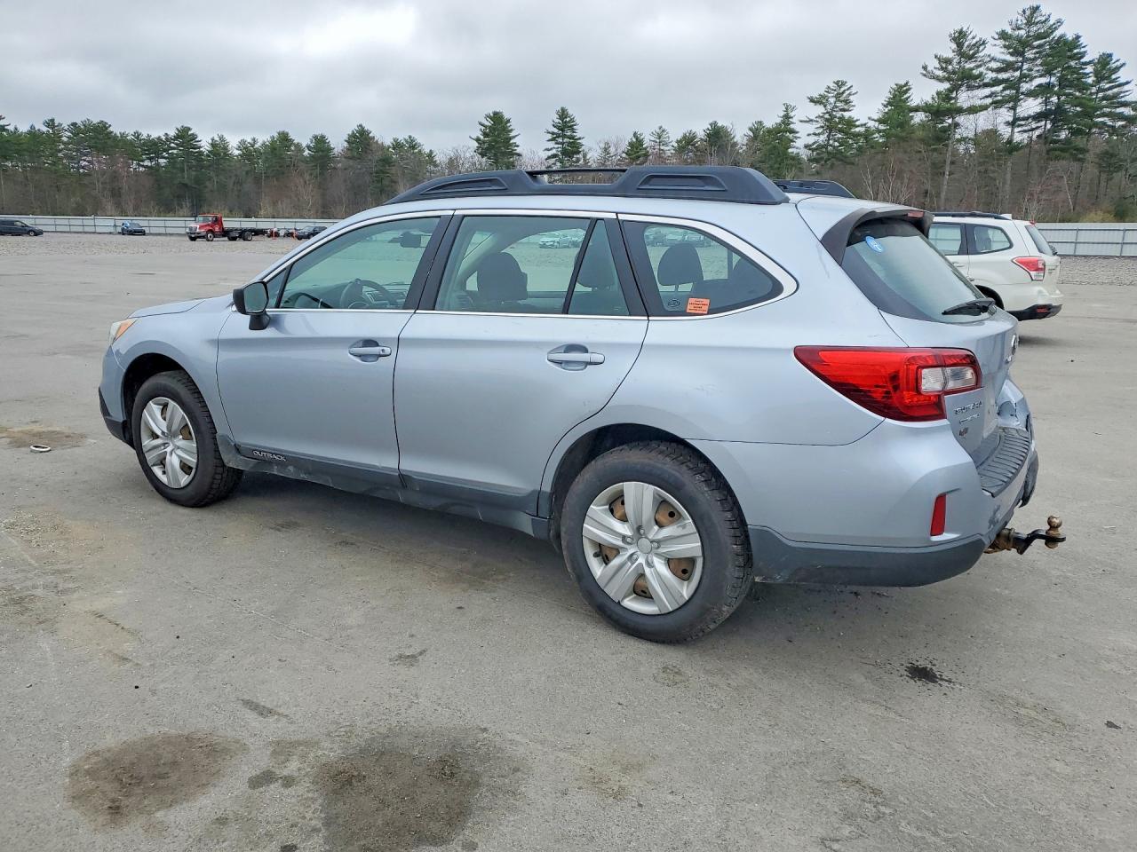 2015 Subaru Outback 2.5I - Фото 2