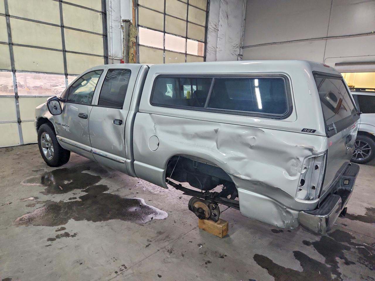 2005 Dodge Ram 1500 St - Фото 2