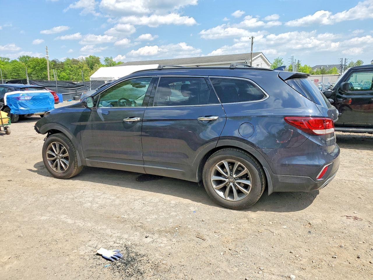 2017 Hyundai Santa Fe - Фото 2