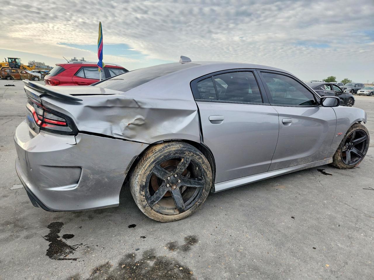 2018 Dodge Charger R - Фото 3