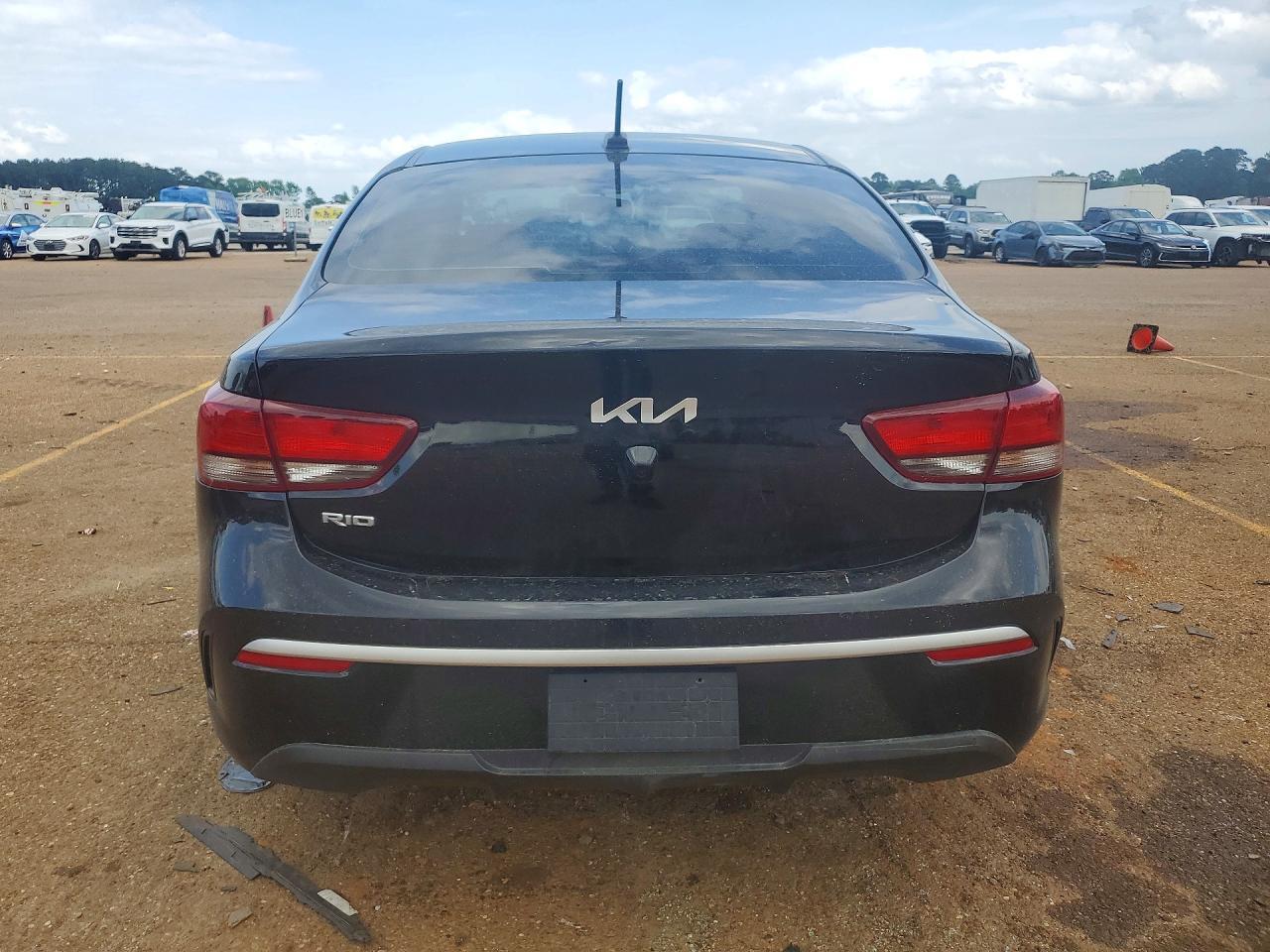 2023 Kia Rio Lx - Image 6